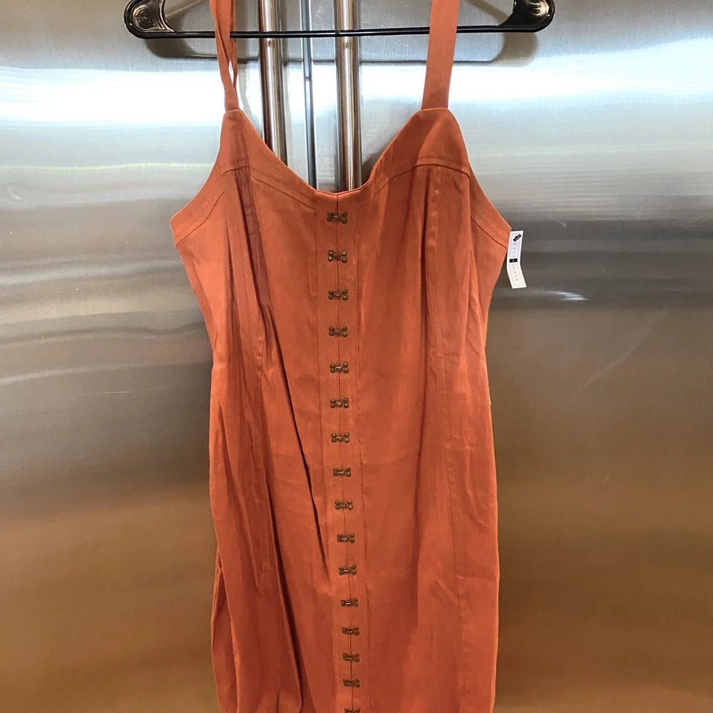 Dress - Picture 1 of 2